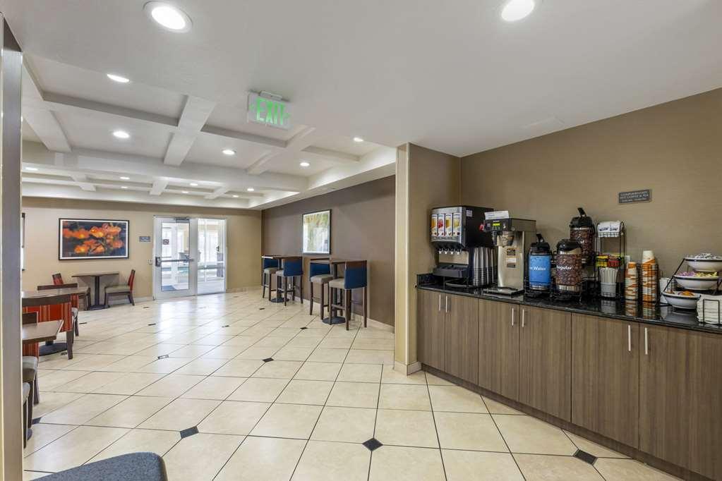 Hotel Comfort & - Provo 2*