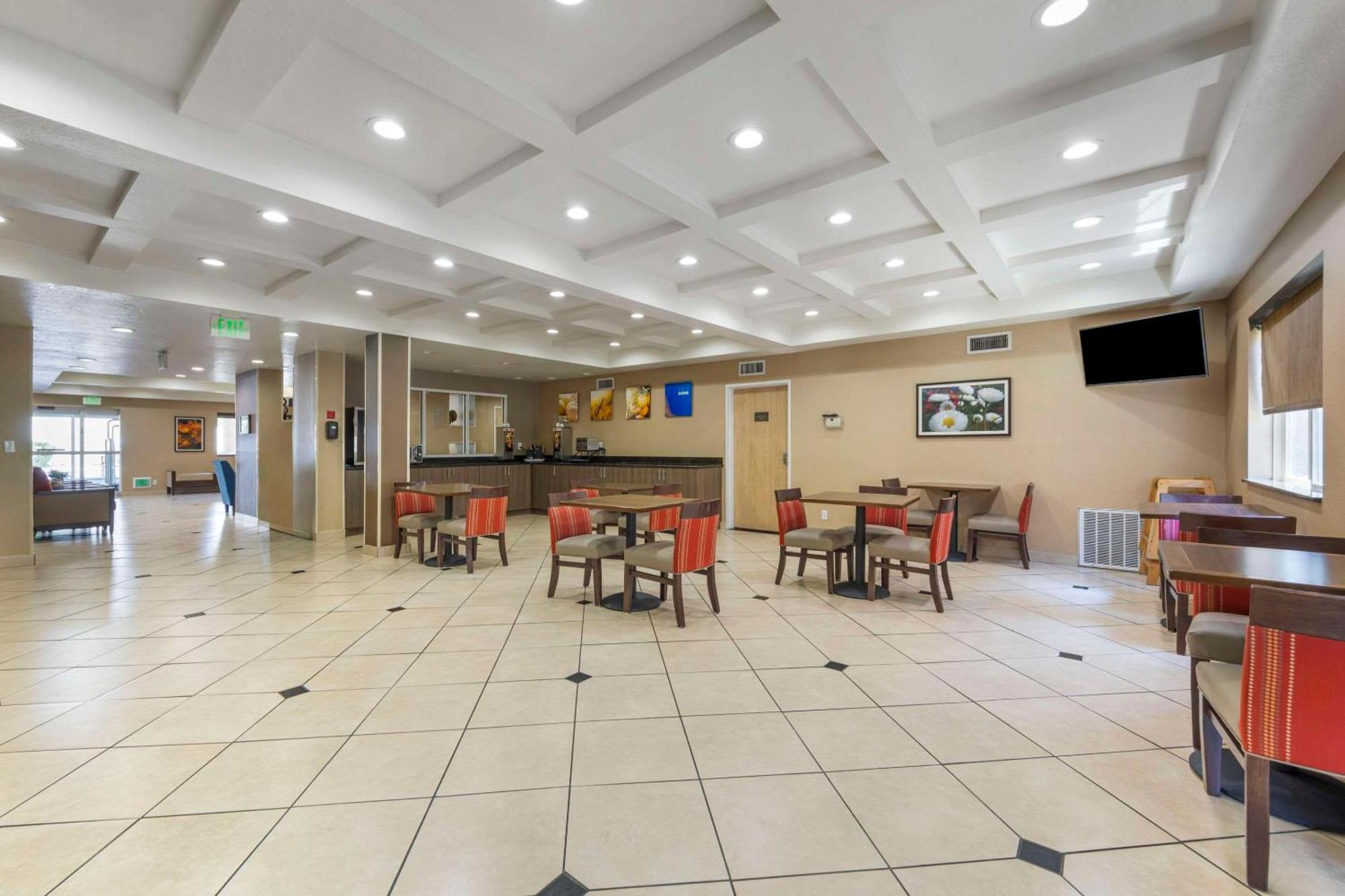 Hotel Comfort & - Provo Orem