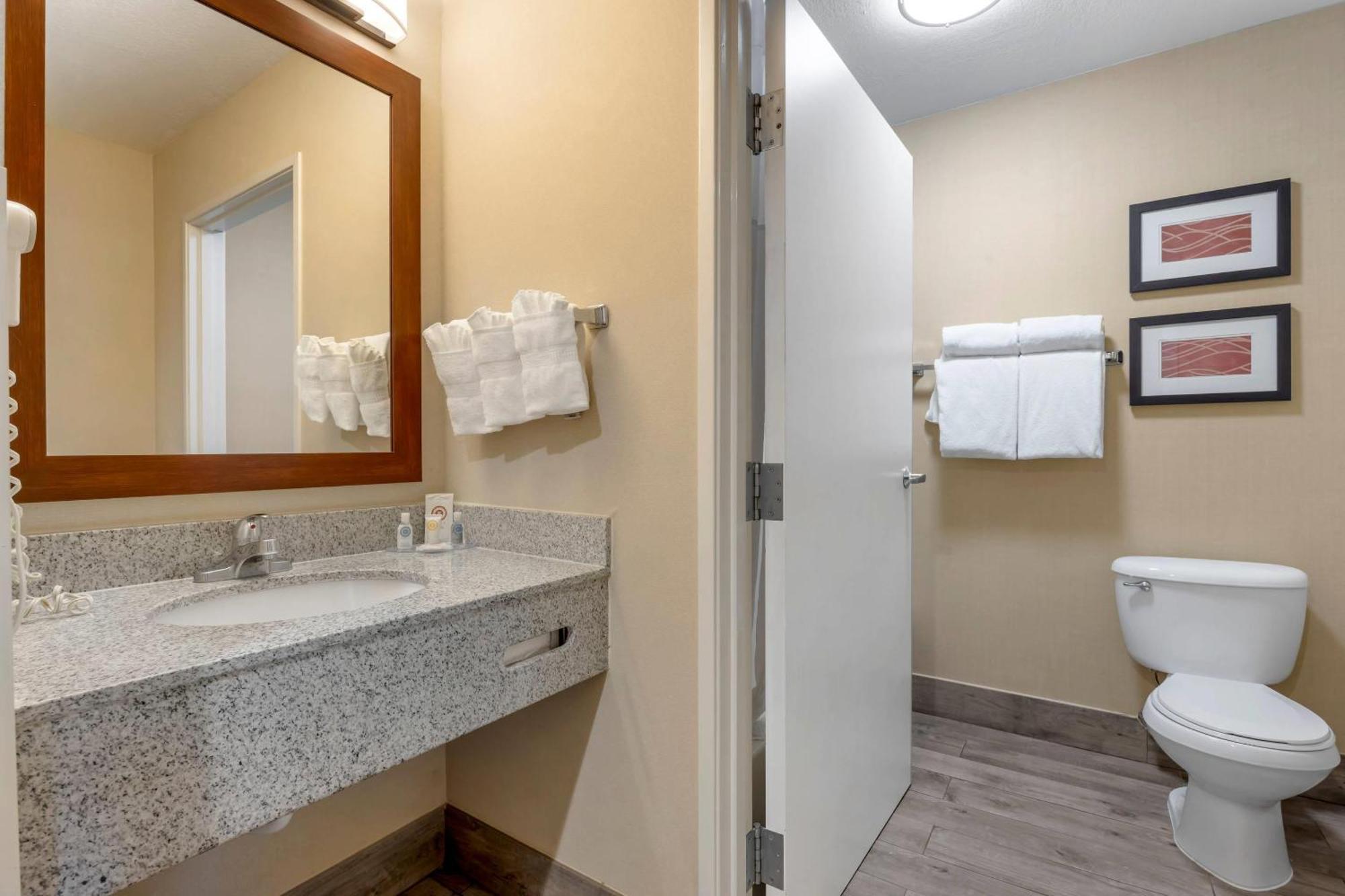 Comfort Inn&suites - Provo 2*